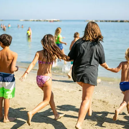 فندق Bikini Tropicana Family ليدو دي سافيو