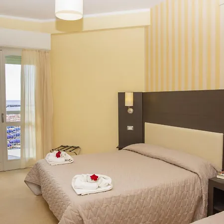 فندق Bikini Tropicana Family