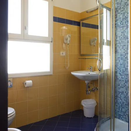 فندق Bikini Tropicana Family