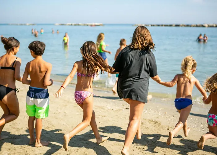 酒店 Bikini Tropicana Family 丽都迪萨维奥