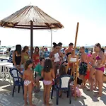 Bikini Tropicana Family 3*