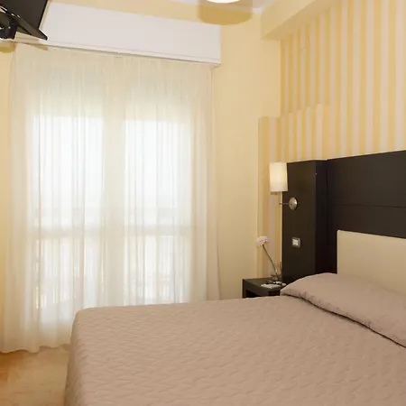 Ξενοδοχείο Bikini Tropicana Family Lido Di Savio