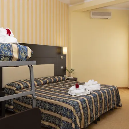 Hotel Bikini Tropicana Family 3*