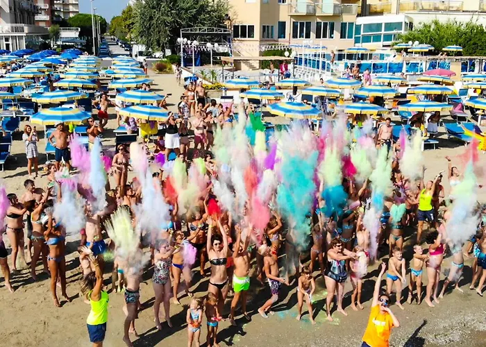 Hotel Bikini Tropicana Family