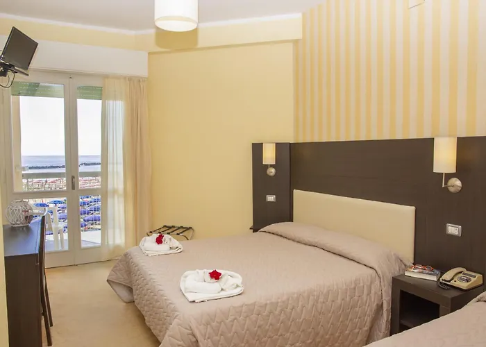 Hotel Bikini Tropicana Family