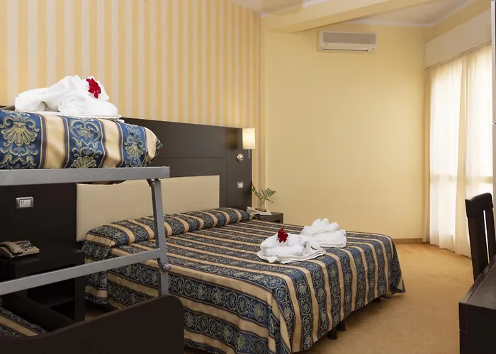 Hotel Bikini Tropicana Family 3*